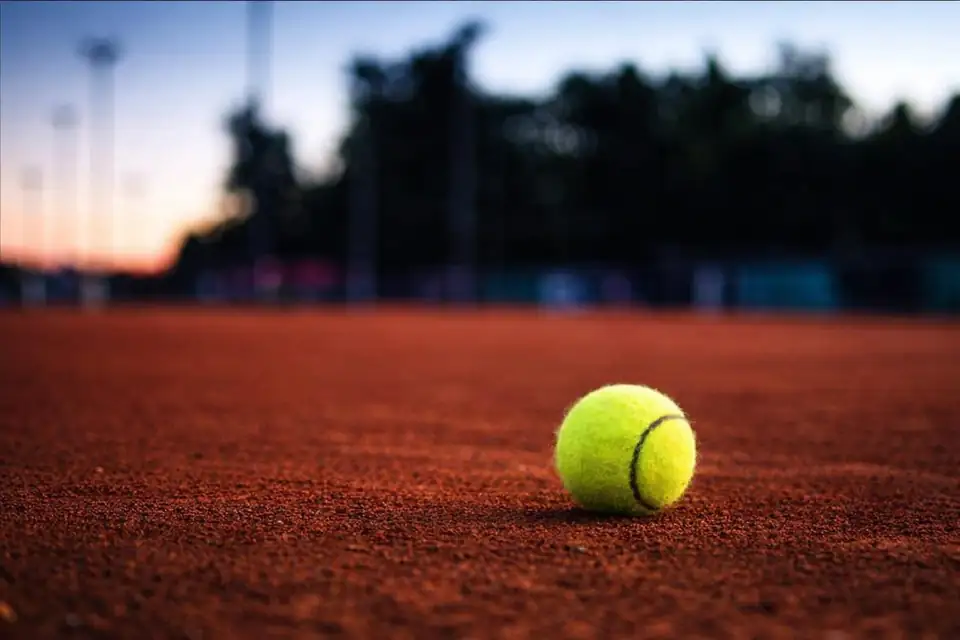 Teniška igrišča Tenis ob Savi ob reki Savi v Ljubljani